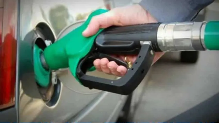 Petrol reaches Rs 89.88 per litre