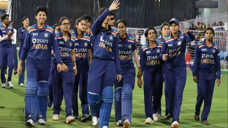 India-Australia women's day-night Test