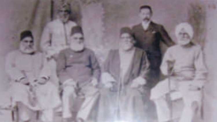 Altaf Husain Hali with Sir Syed Ahmad