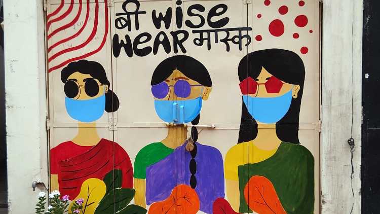 Artist Ravi Sharma’s graffiti on COVID precautions in Chandigarh