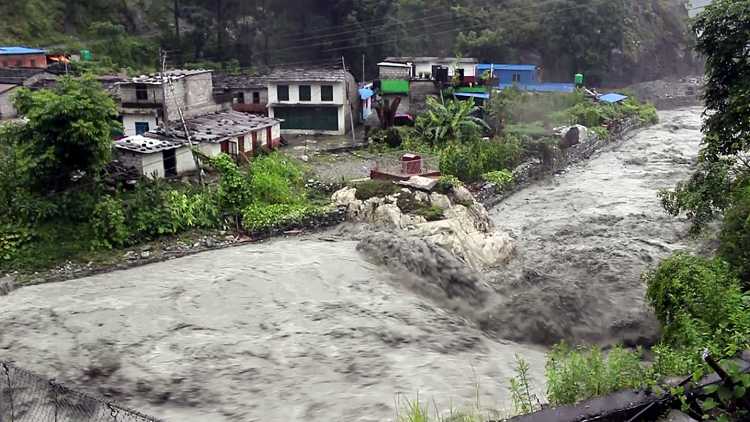 16 Dead 22 Missing In Flash Floods In Nepal
