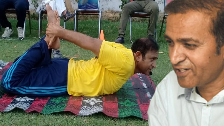 Pakistani Yoga Guru Riaz Ahmed Khokar