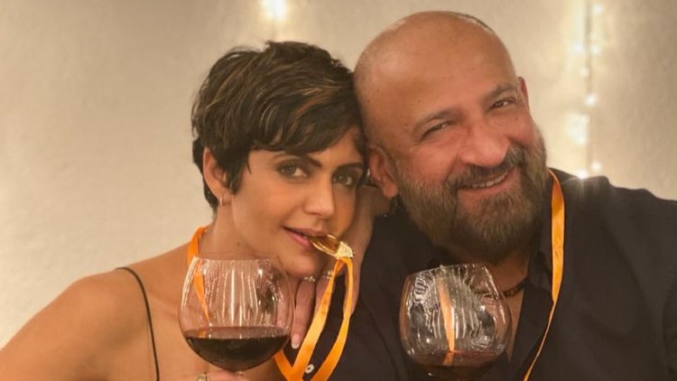 Image Courtesy: Mandira Bedi- Instagram
