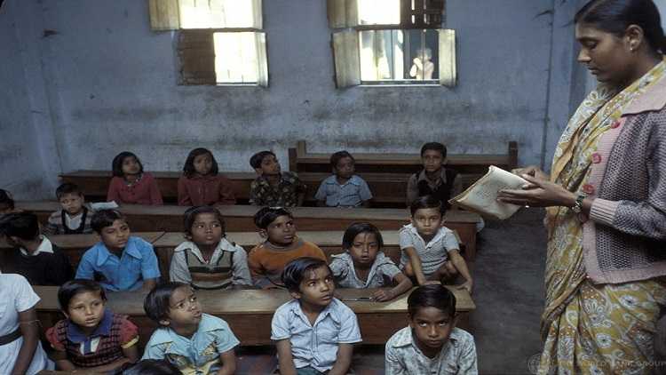 Gujarat to reopen schools for class 12