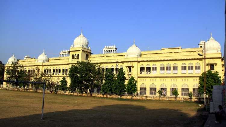 Lucknow University