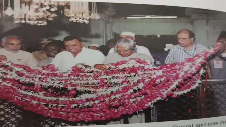 APJ Abdul Kalam at Fatehpuri mosque, Delhi