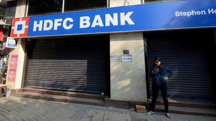 HDFC Bank to start issuing credit cards again