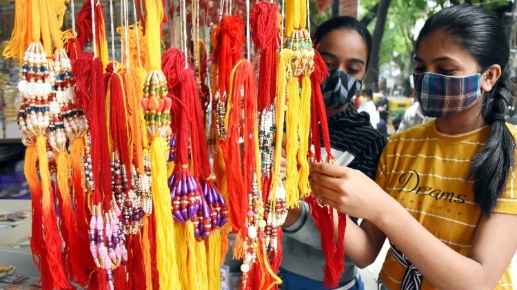 Girls shopping for rakhis