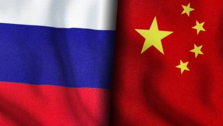 Flags of China and Russia