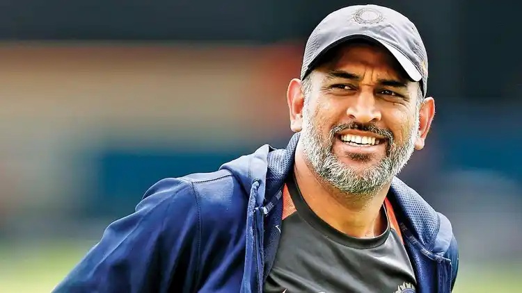 Dhoni joins India team as a mentor for T20 WC