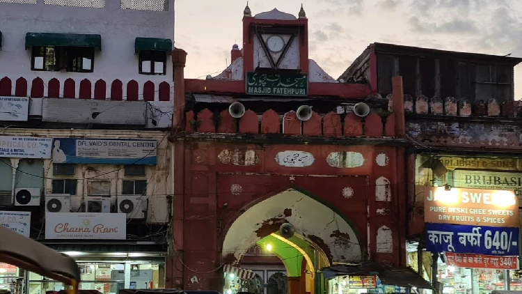 fatehpuri masjid