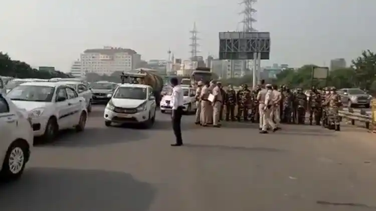 Bharat Bandh Traffic congestion at Delhi Gurugram border