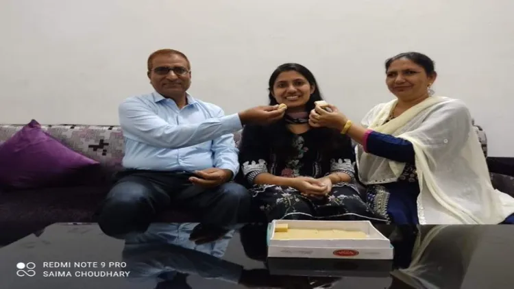 Sadaf Choudhary with her parents