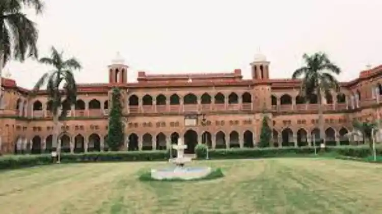 Aligarh Muslim University, Aligarh