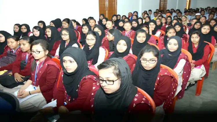 Muslim Girls in a school (File)