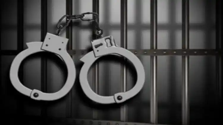 Handcuff