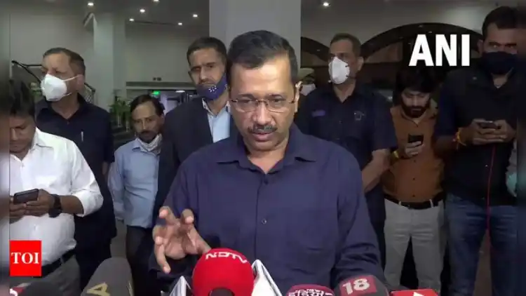 Chief Minister Arvind Kejriwal announcing his plan of action on pollution