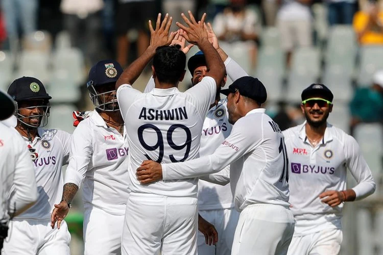 Ashwin takes another wicket (twitter: BCCI)