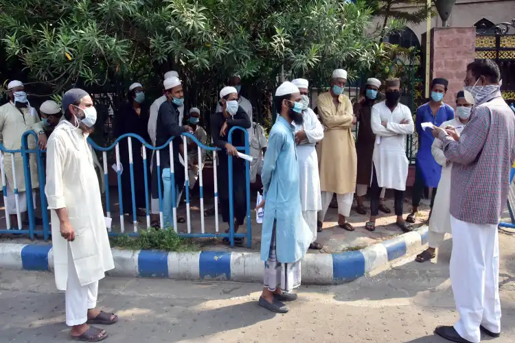 Tablighi Jamaat member being questioned by investigators during the Covid-19 pandemic in Kolkata