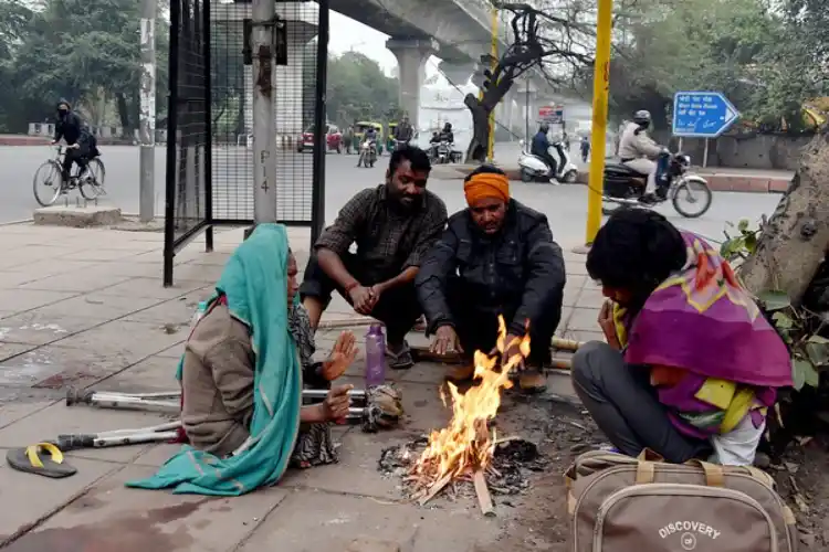 A cold wave is sweeping through North India 