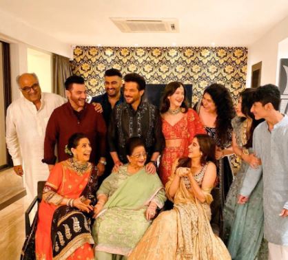 anil kapoor and family