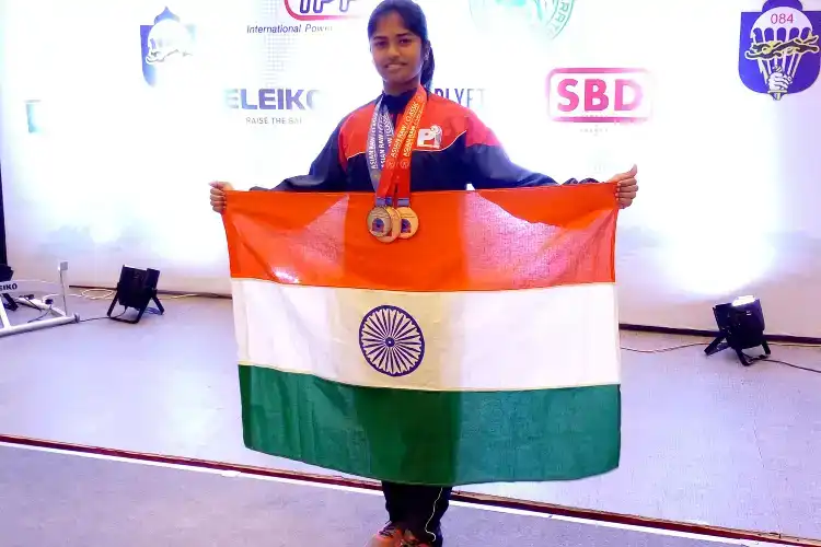 Syed Samina Razin with tricolour at Ulanbataar, Mangolia