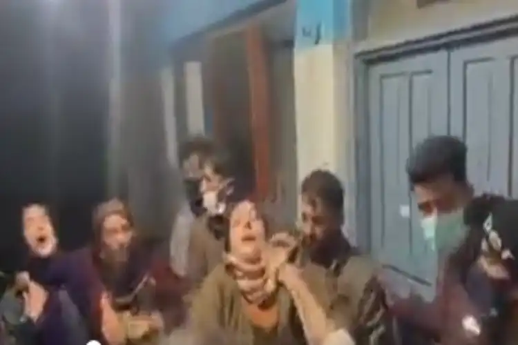 The family of the slain JK Policeman in Pulwama