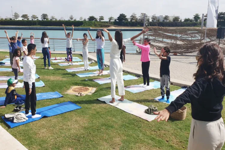 People practicing Yoga in the Saudi Yoga Festival