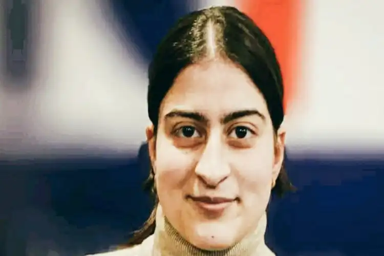 Aroosa Parvaiz