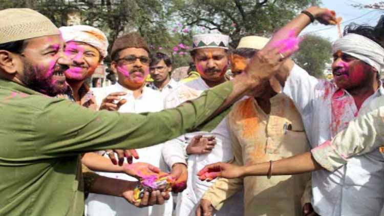 People celebrating holi