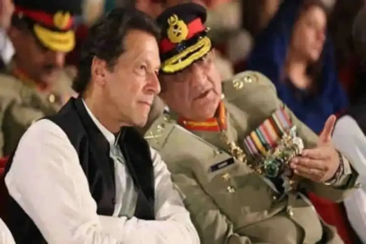 Pakistan Prime Minister Imran Khan and Army Chief Gen Qamar Bajwa