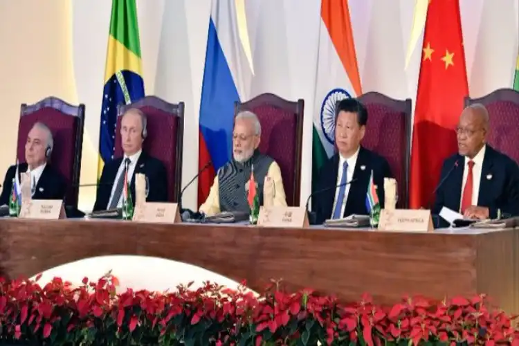 Prime Minister Narendra Modi with Russian President Vladimir Putin and Chinese President Xi Jinping