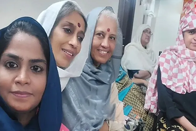 Hindu women attending Iftar Party in Bengaluru