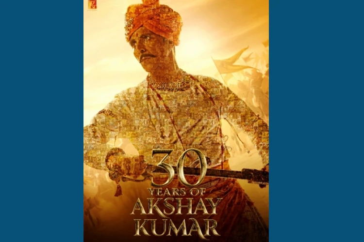 Akshay Kumar in the poster of Prithviraj Chauhan