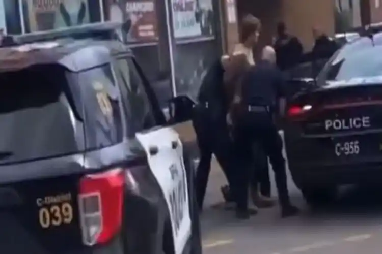 10 killed in US supermarket shooting