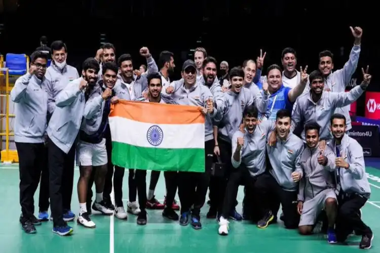 The Indian team with the Thomas Cup