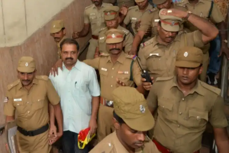 A.G. Perarivalan walks out of the Chennai jail