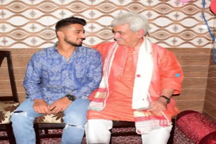 Umran Malik with Lt Governor  Manoj Sinha