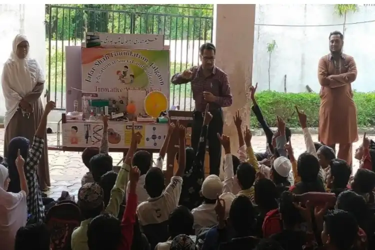Riyaz Ahmed teaching his students