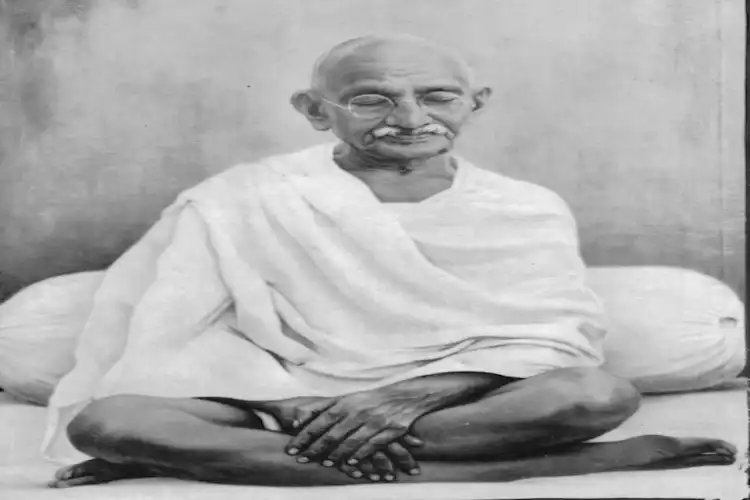 Mahatma Gandhi in tapas