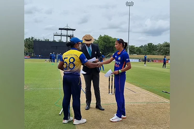 IndiaW won the toss against SL and chose to bat first