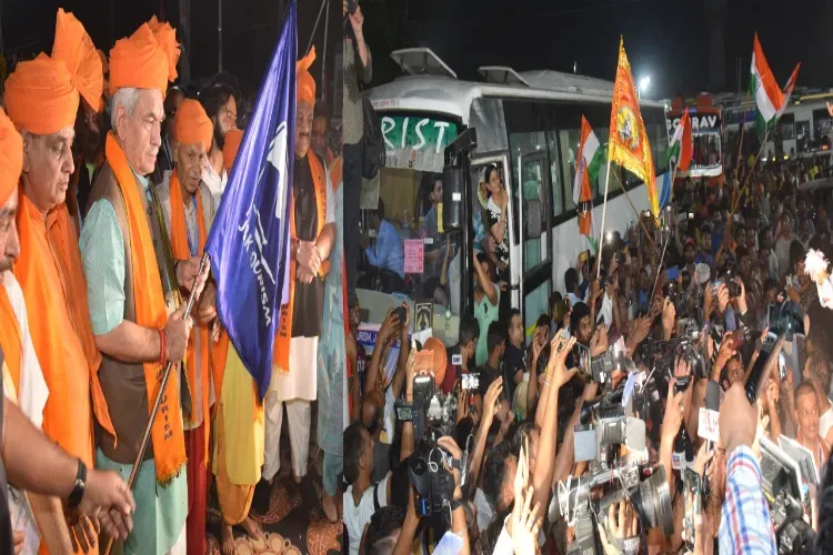 J&K Governor flagging off pilgrims for Amarnath Yatra