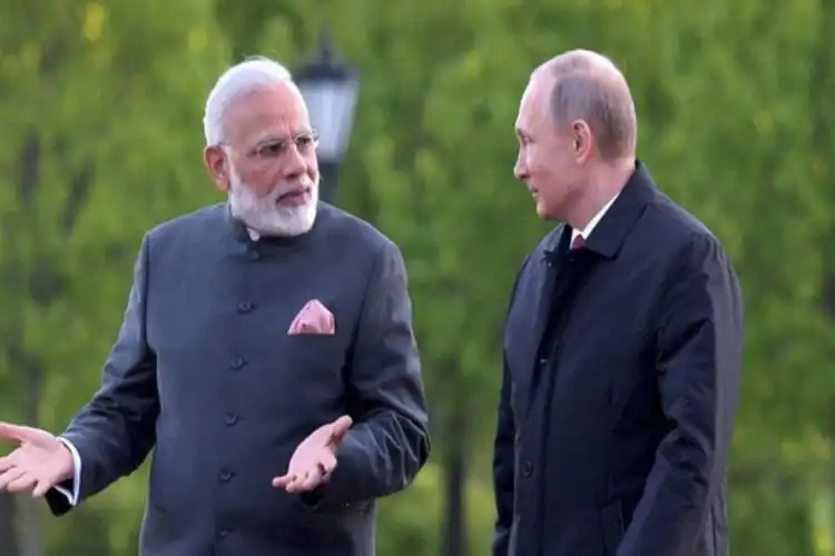 File picture of Narendra Modi with Vladmir Putin