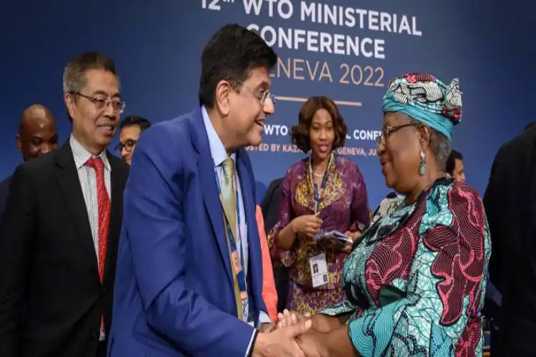 Indian Minister Piyush Goyal with  Ngozi Okonjo-Iweala, Director General, WTO (Twitter)