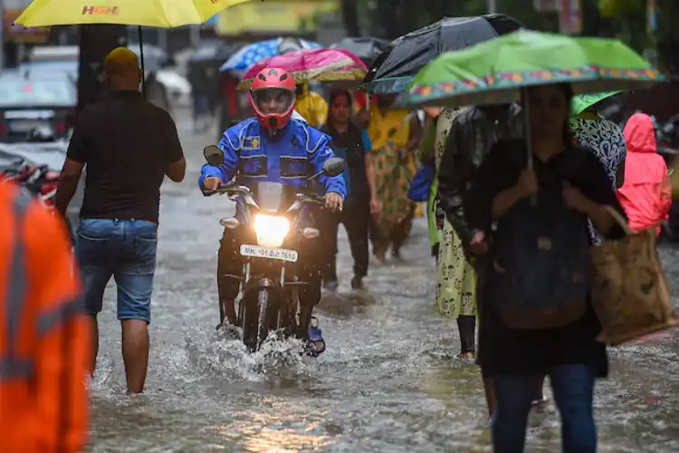 IMD has predicted heavy rainfall in Mumbai till July 9