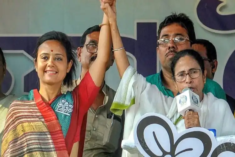 Mahua Moitra with Mamata Banerjee