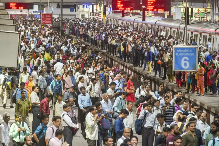 India's population will surpass China's: UN Report