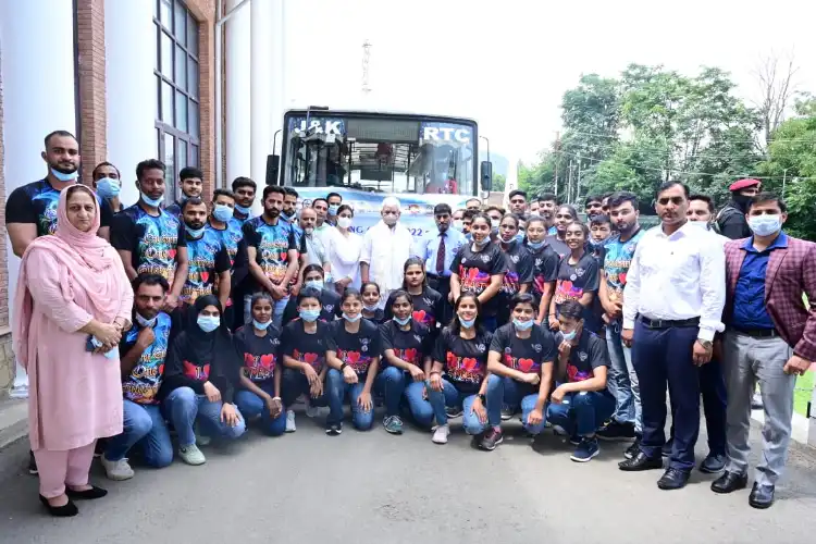 Lt Governor Manoj Sinha flagging off the Indian contingent for the 19th World Pencak Silat