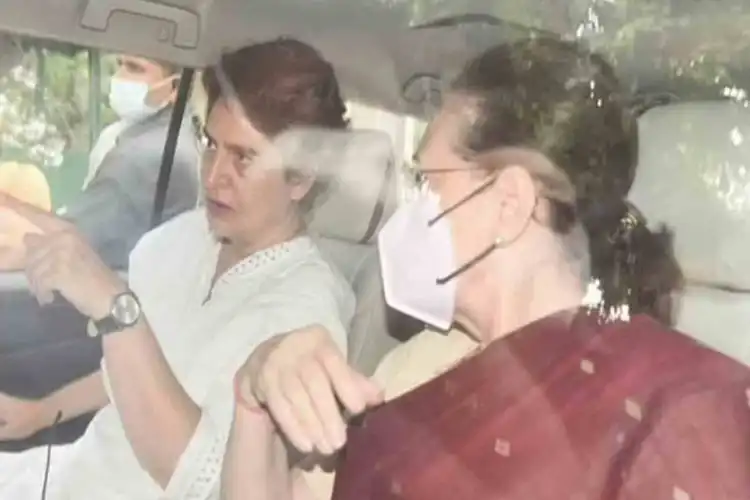 Sonia Gandhi with Priyanka Gandhi Vadra