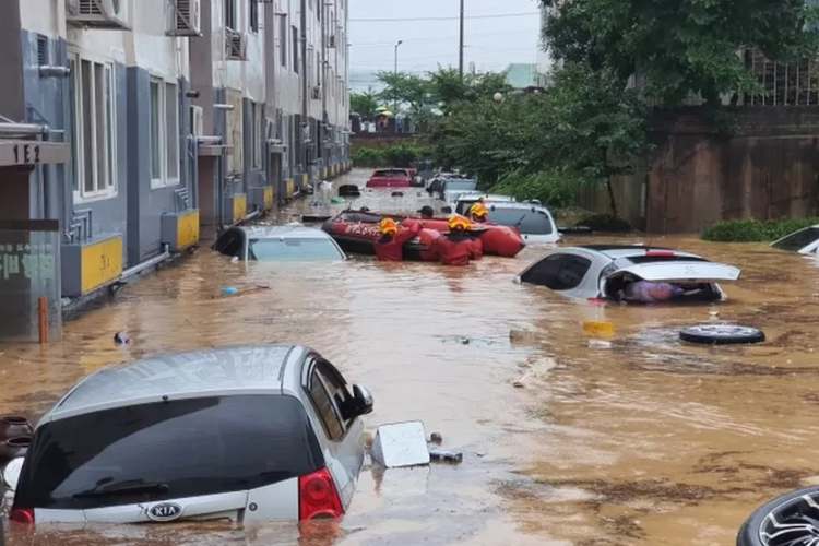 Heavy rainfall has inundated parts of South Korea